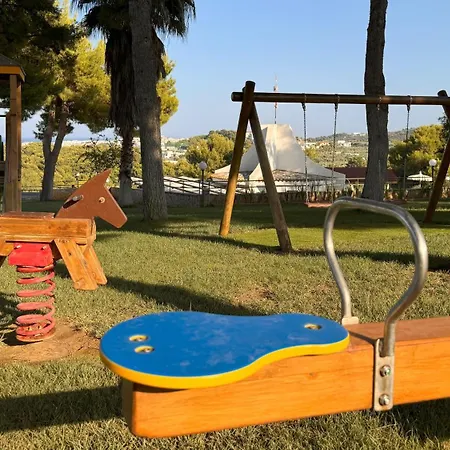 Holiday park Villaggio Idra 2*