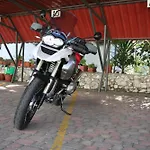 Villaggio Idra 2*