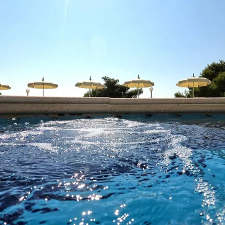 Villaggio Idra Üdülőpark 2*