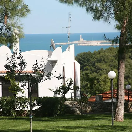 منتزه العطل Villaggio Idra 2*