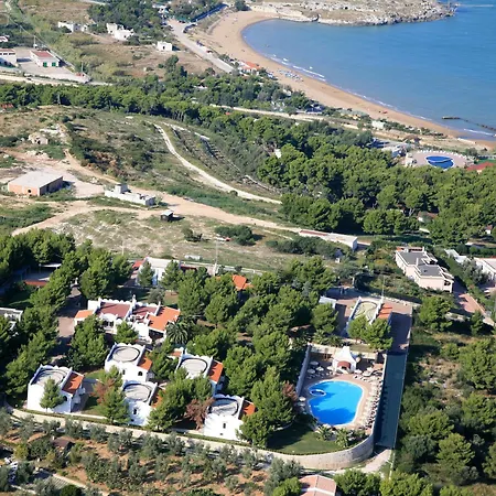 Villaggio Idra 2*