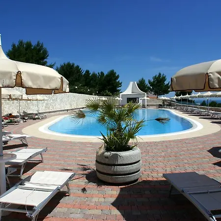 منتزه العطل Villaggio Idra فيستَ